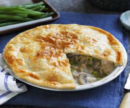 Chicken & Mashroom Pie